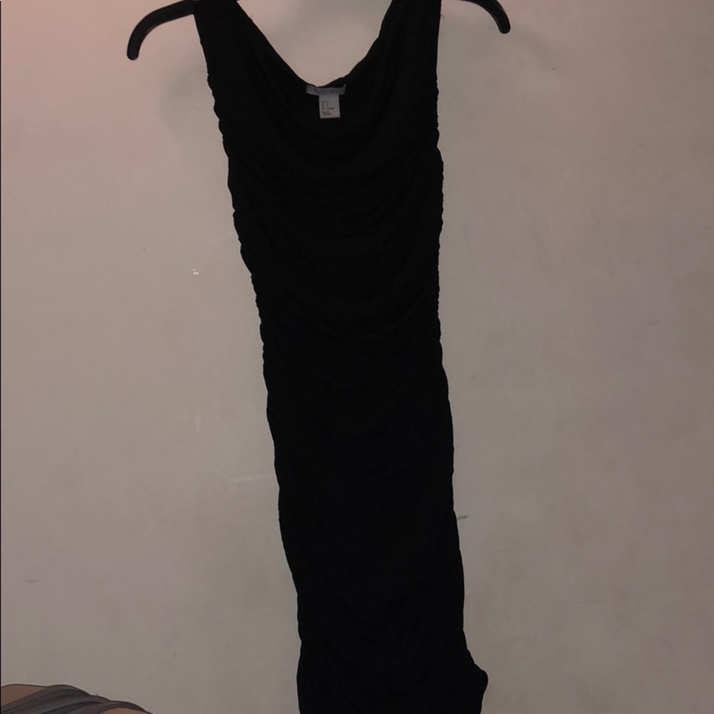 Perfect LBD - Picture 2 of 2